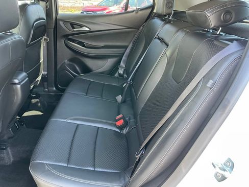 Used 2023 Buick Encore GX Essence w/ Experience Buick Package AWD/4WD image 6