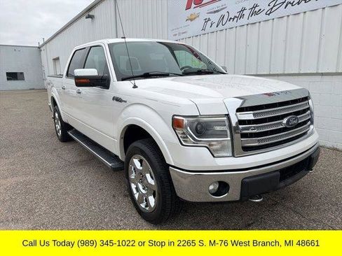 Used 2014 Ford F150 Lariat w/ Equipment Group 502A Luxury AWD/4WD image 4