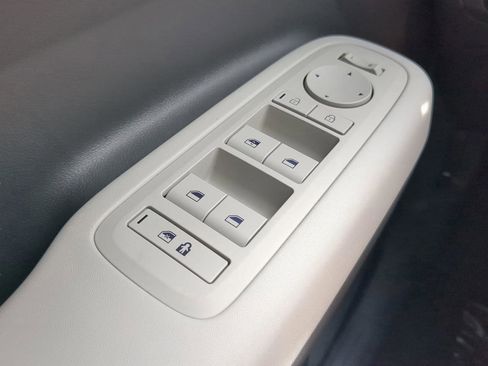 New 2026 Hyundai Santa Fe SE image 28