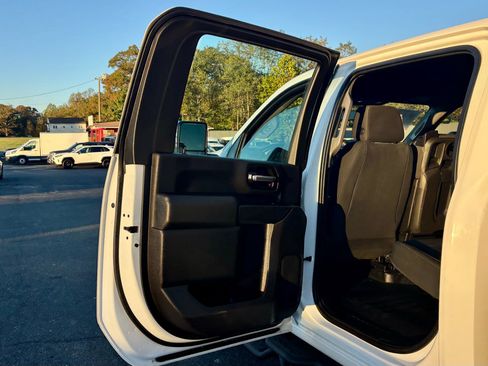 Used 2020 Chevrolet Silverado 3500 W/T w/ WT Fleet Convenience Package image 16