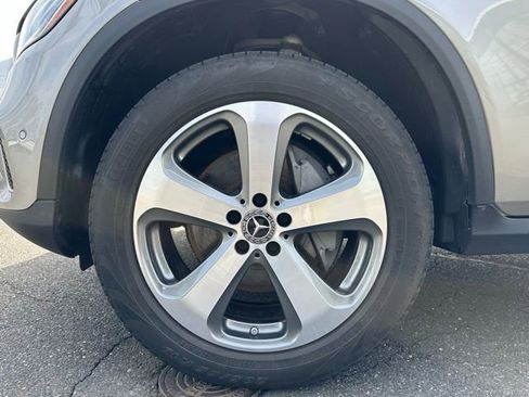 Certified 2022 Mercedes-Benz GLC 300 4MATIC image 11
