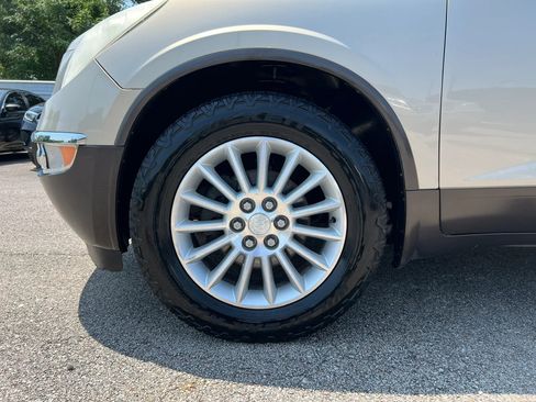 Used 2011 Buick Enclave CXL FWD image 28