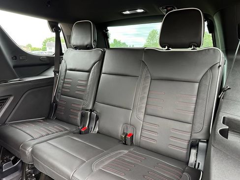 New 2026 GMC Yukon AT4 Ultimate w/ LPO, Floor Liner Package AWD/4WD image 45