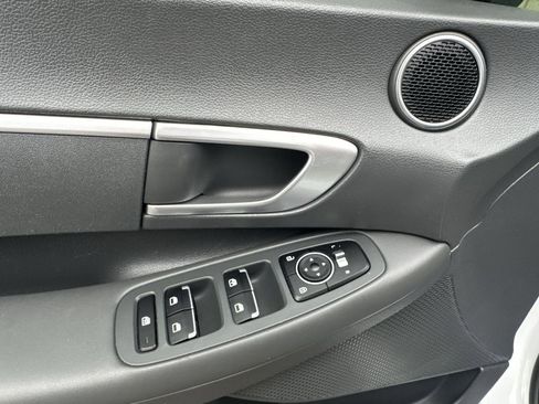 Used 2022 Hyundai Sonata SE image 15