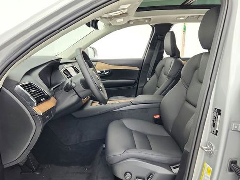New 2025 Volvo XC90 B6 Plus w/ Protection Package Premier image 25