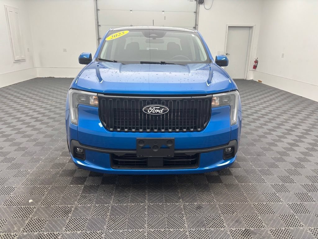 Used 2025 Ford Maverick Lobo AWD/4WD image 14