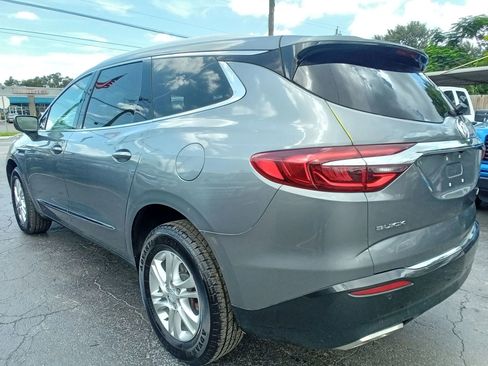 Used 2018 Buick Enclave Essence image 7
