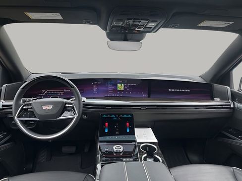 Used 2025 Cadillac Escalade Premium Luxury image 22