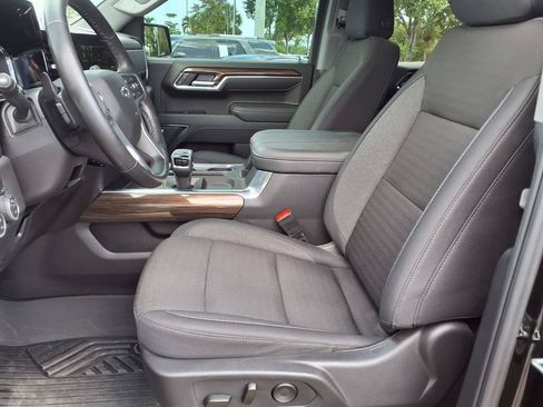 Used 2025 Chevrolet Silverado 1500 LT Trail Boss w/ Convenience Package II AWD/4WD image 27
