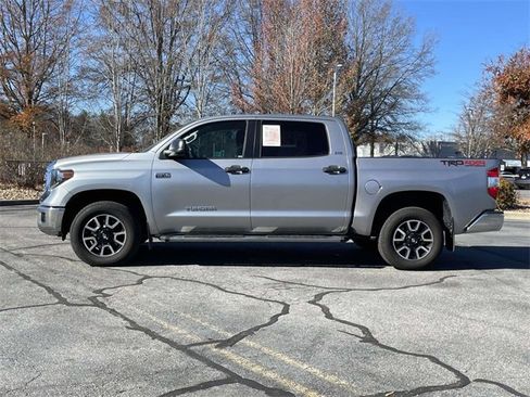 Used 2018 Toyota Tundra SR5 w/ SR5 Upgrade Package image 2