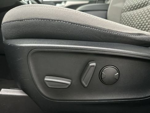 Used 2020 Ford Escape SE AWD/4WD image 17