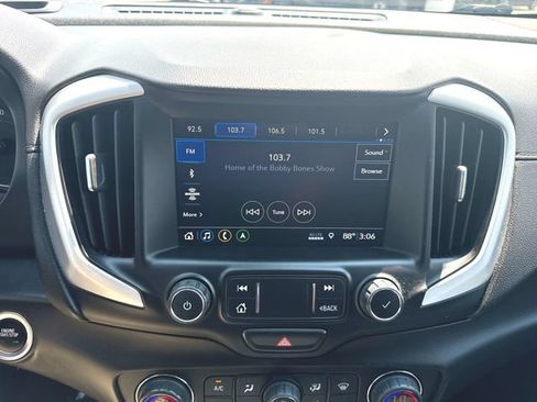 Used 2020 GMC Terrain SLE w/ Driver Convenience Package FWD image 13
