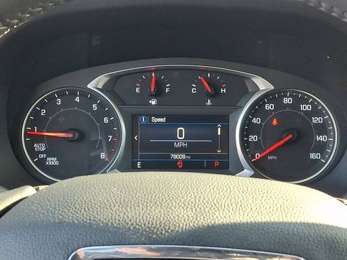 Used 2020 GMC Acadia SLE w/ LPO, Floor Liner Package image 24