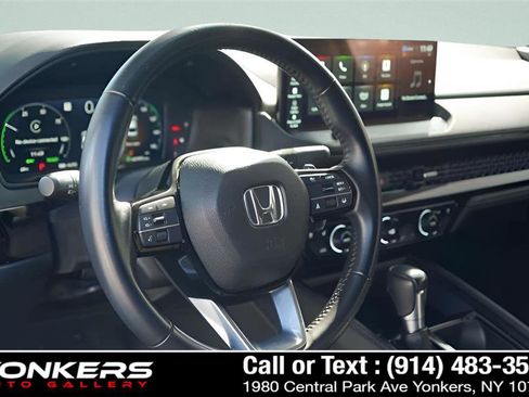 Used 2023 Honda Accord Touring image 25