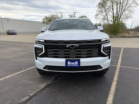 New 2026 Chevrolet Tahoe High Country AWD/4WD image 2