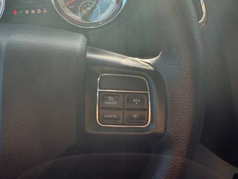 Used 2018 Dodge Grand Caravan SE w/ UConnect Hands-Free Group FWD image 21