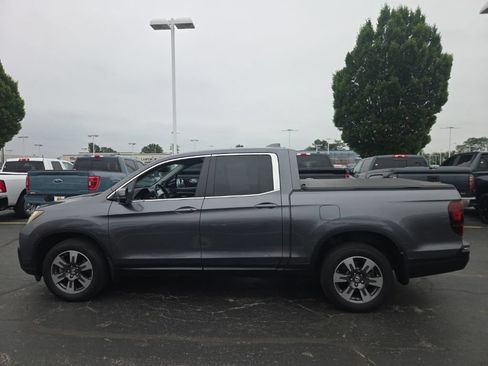 Used 2017 Honda Ridgeline RTL-T image 3