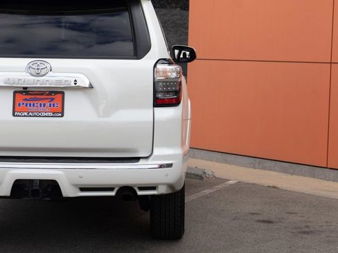 Used 2023 Toyota 4Runner Limited AWD/4WD image 12