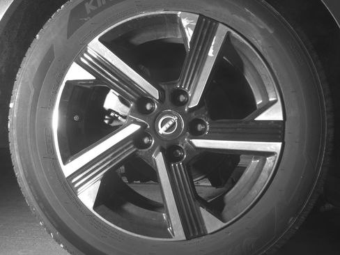 Used 2025 Nissan Sentra SV FWD image 15