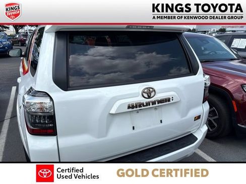 Used 2023 Toyota 4Runner 40th Anniversary SE AWD/4WD image 6