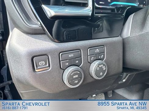Used 2026 Chevrolet Silverado 1500 LT AWD/4WD image 16