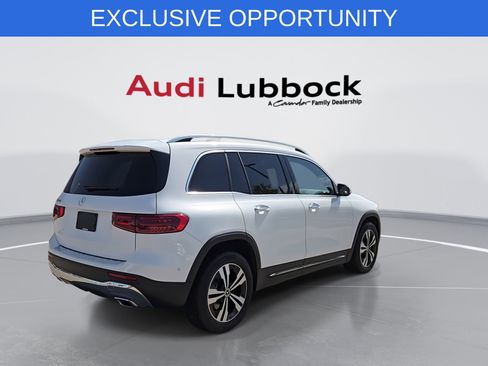 Used 2025 Mercedes-Benz GLB 250 image 8