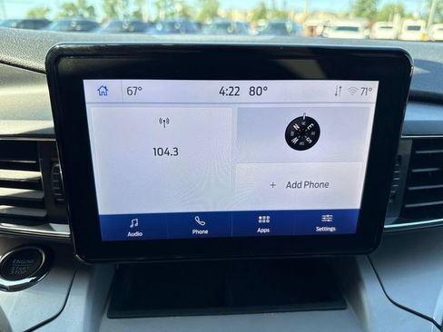 Used 2024 Ford Explorer XLT w/ Equipment Group 202A AWD/4WD image 12