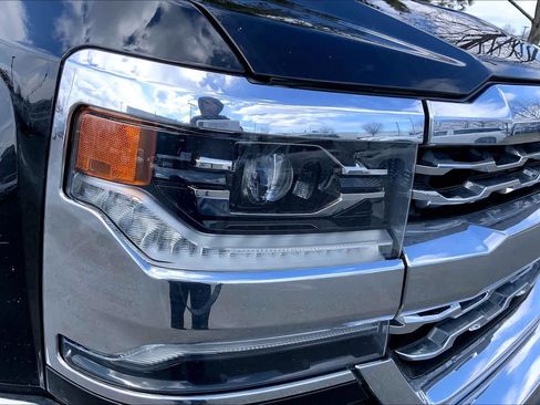 Used 2018 Chevrolet Silverado 1500 LTZ w/ Sport Package image 28