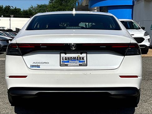 Used 2023 Honda Accord EX image 4