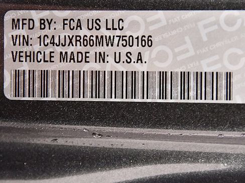 Used 2021 Jeep Wrangler Unlimited Rubicon 4xe w/ Cold Weather Group AWD/4WD image 13