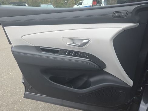 Certified 2025 Hyundai Tucson Limited image 39