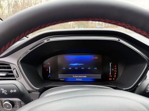 New 2026 Ford Escape ST-Line Select w/ Equipment Group 401A image 16