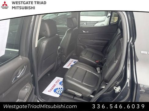 Used 2020 GMC Acadia SLT image 6