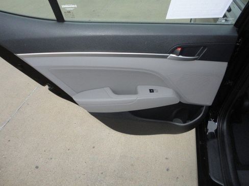 Used 2019 Hyundai Elantra Value Edition image 10