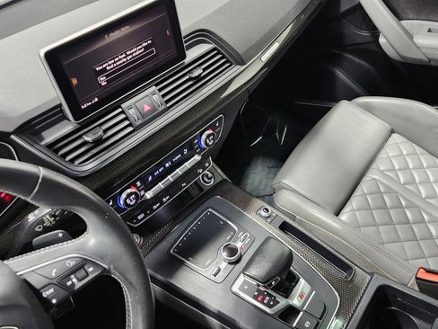 Used 2019 Audi SQ5 Premium Plus image 33