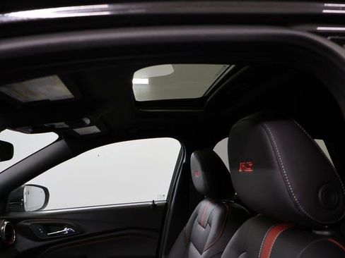 New 2026 Chevrolet Trax RS w/ Sunroof Package image 13