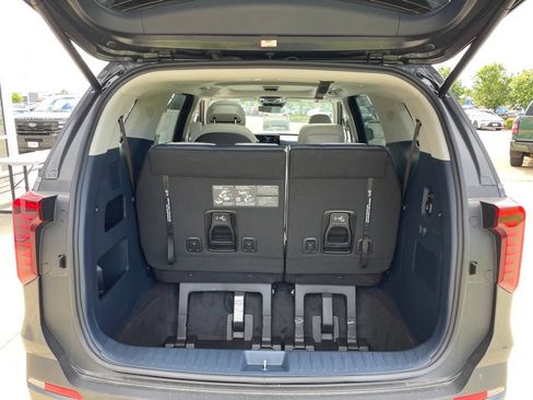 New 2026 Kia Carnival SX w/ SX Dark Edition Package FWD image 16