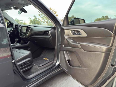 Used 2019 Chevrolet Traverse LT w/ LPO, Floor Liner Package image 64