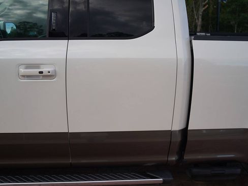 Used 2015 Ford F150 Lariat w/ Equipment Group 501A Mid AWD/4WD image 21