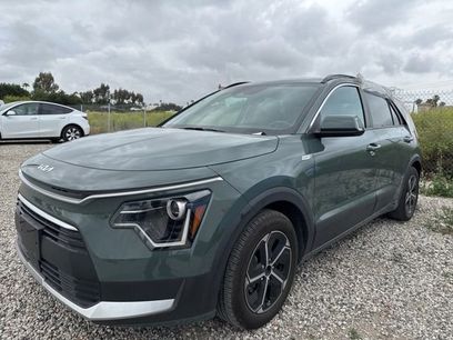 Used 2023 Kia Niro EX