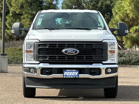 New 2026 Ford F250 XL w/ XL Chrome Package image 2