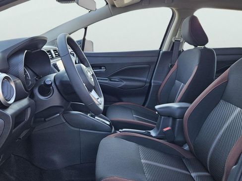 New 2025 Nissan Versa SR w/ Trunk Package image 10