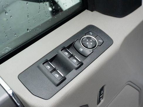 Used 2019 Ford F150 Lariat AWD/4WD image 15