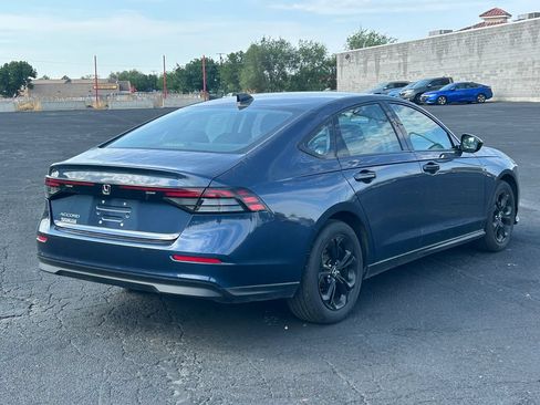 Used 2025 Honda Accord SE image 3