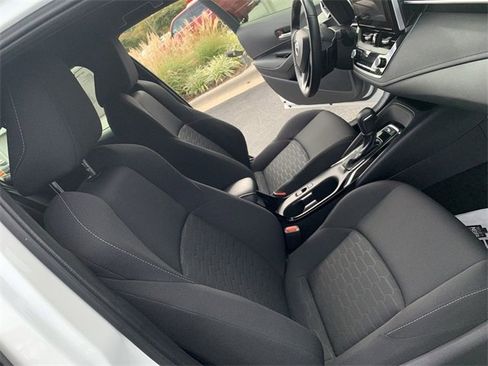 Certified 2024 Toyota Corolla SE image 14