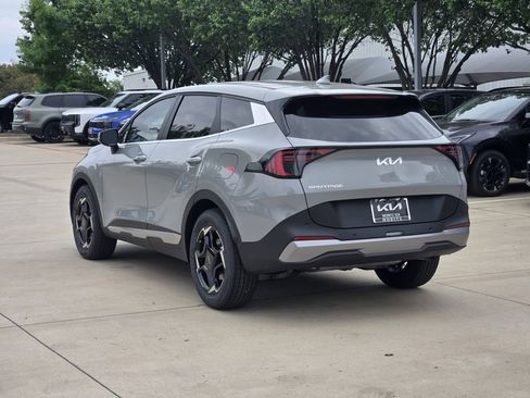New 2026 Kia Sportage EX FWD image 3