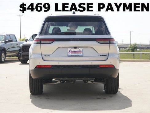 New 2025 Jeep Grand Cherokee Limited w/ Black Appearance Package image 7