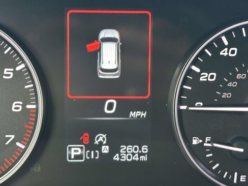 Certified 2025 Subaru Forester Premium AWD/4WD image 25