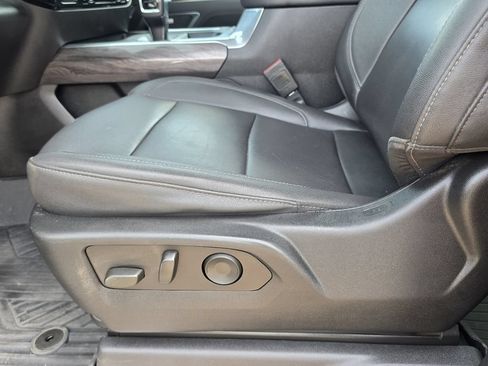 Used 2023 Chevrolet Silverado 1500 LTZ AWD/4WD image 14