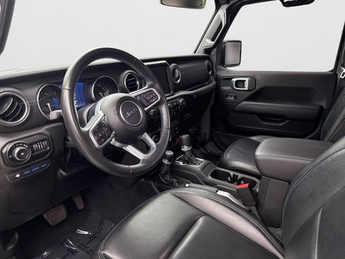 Used 2022 Jeep Wrangler Unlimited Rubicon 4xe AWD/4WD image 10
